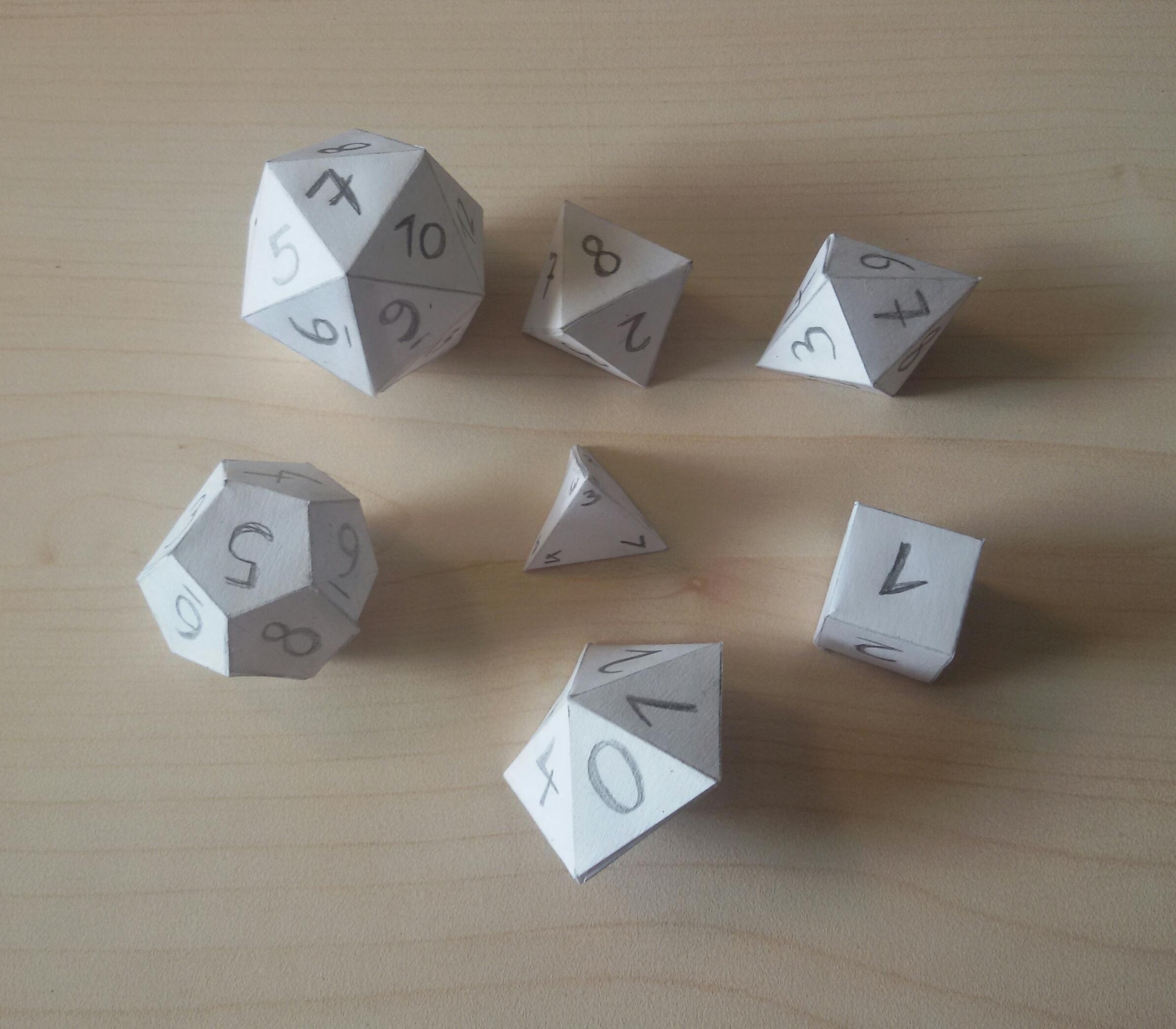 Art Paper Dice R DnD